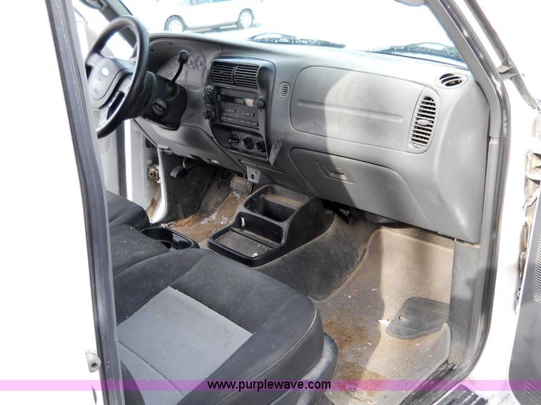 image for item 7809 2006 Ford Ranger supercab pickup truck