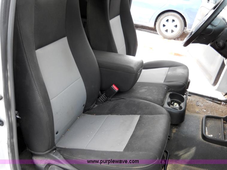 image for item 7809 2006 Ford Ranger supercab pickup truck