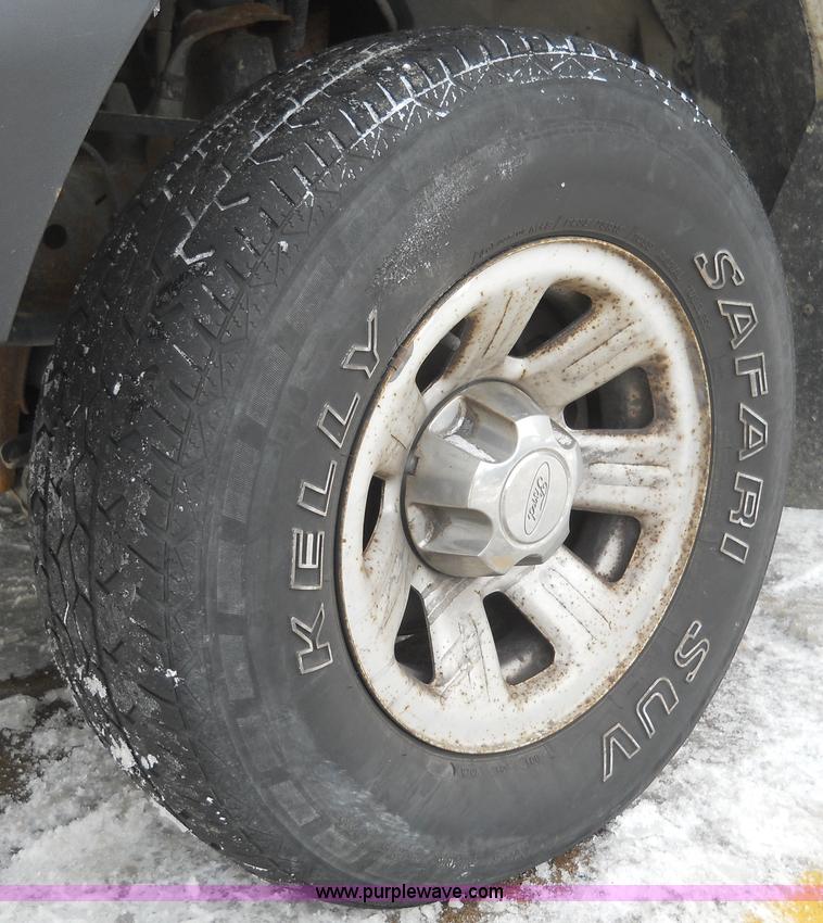 image for item 7809 2006 Ford Ranger supercab pickup truck