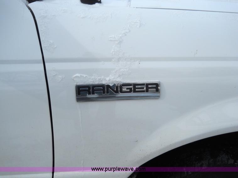 image for item 7809 2006 Ford Ranger supercab pickup truck
