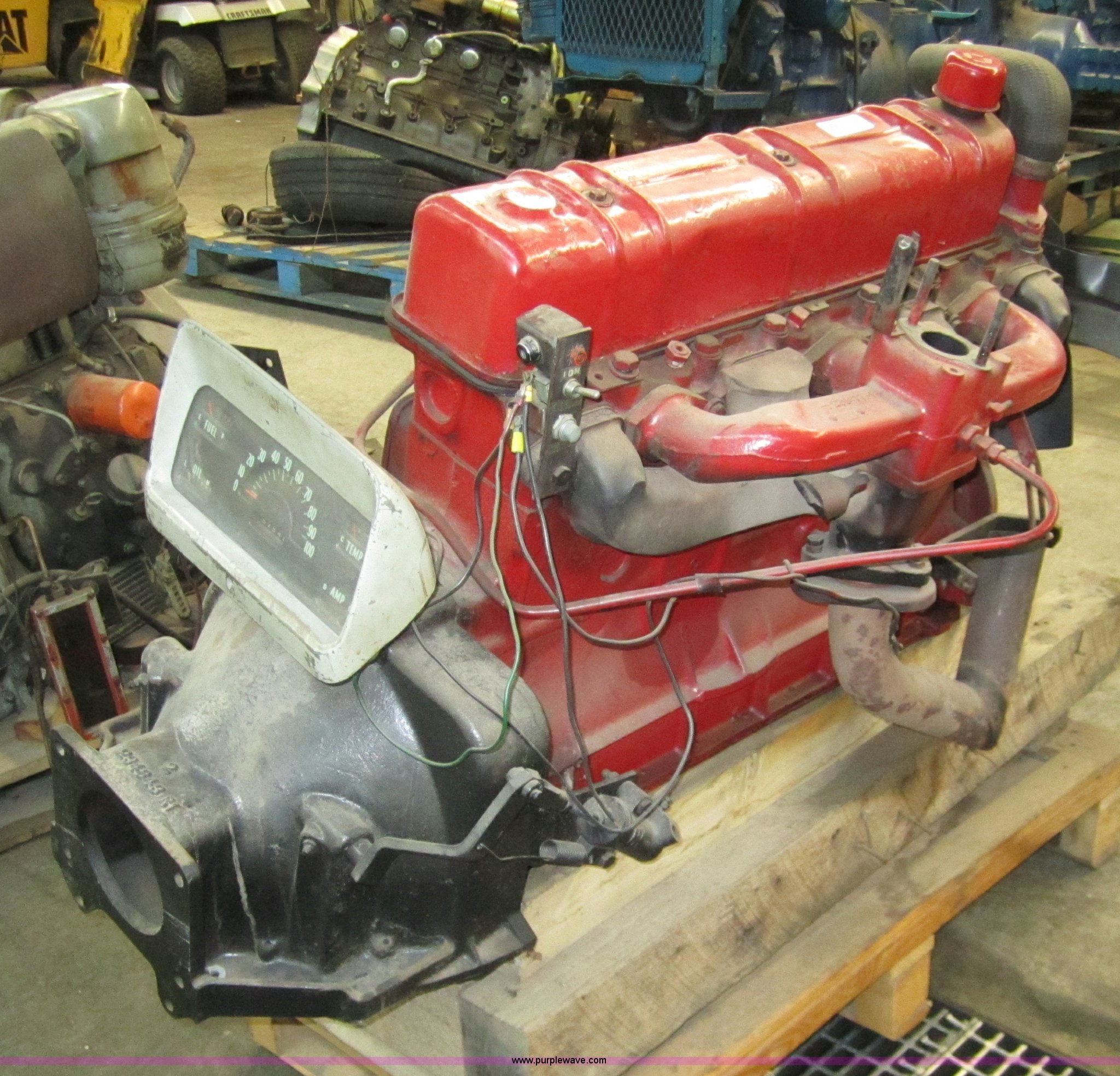 International six cylinder gas engine in Goodland, KS Item 3267 sold