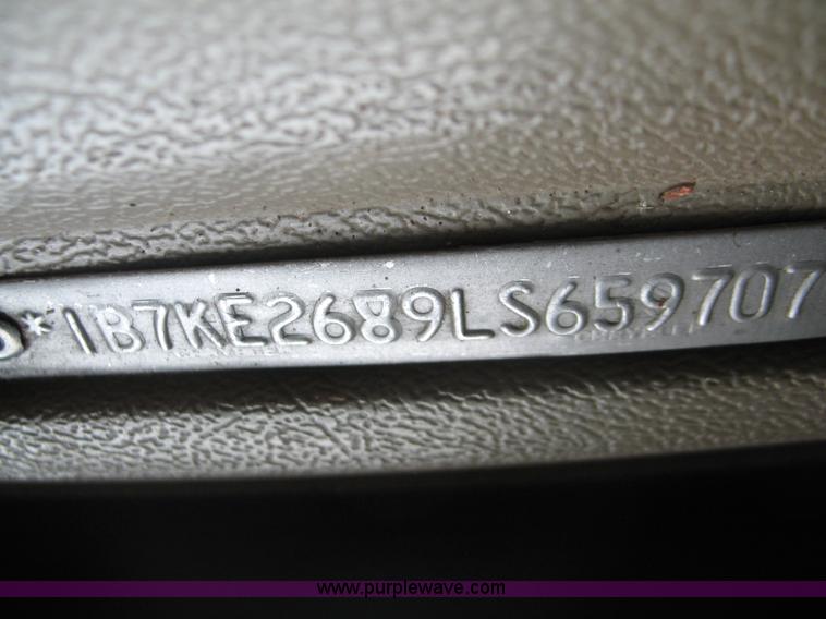 image for item 1500 1990 Dodge Ram D-250 LE pickup truck