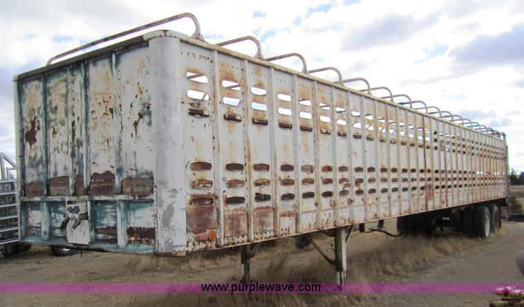 image for item 3318 1973 Hobbs 50' stock trailer