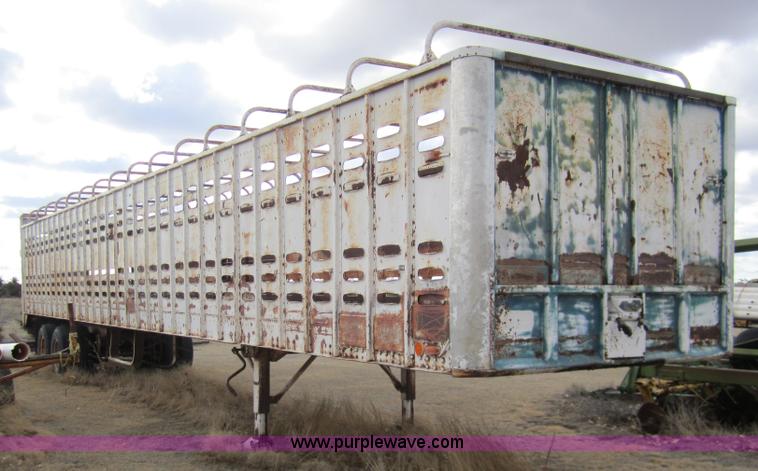 image for item 3318 1973 Hobbs 50' stock trailer