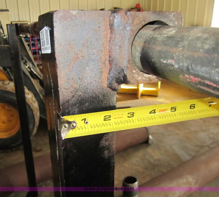 image for item 3319 Wheel loader pallet forks