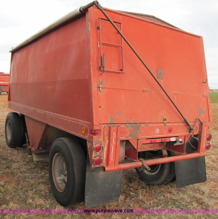 image for item 3512 1990 Shop-built 17' grain hopper pup trailer