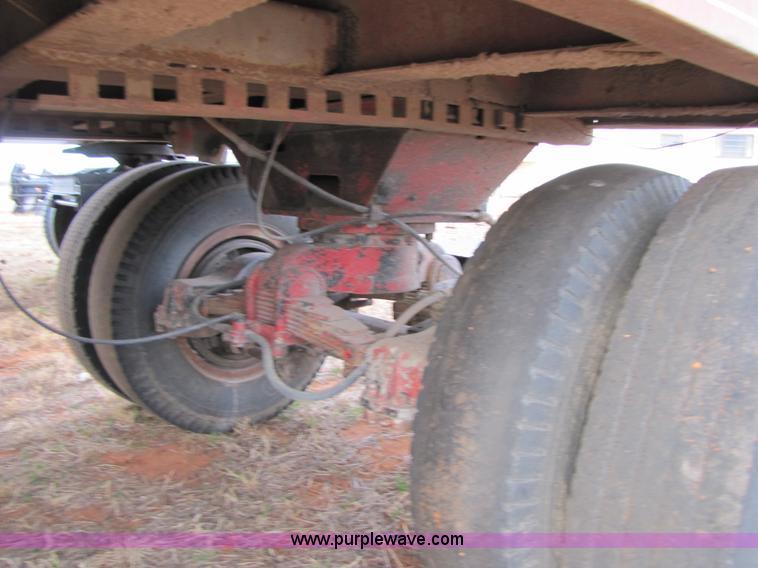 image for item 3512 1990 Shop-built 17' grain hopper pup trailer