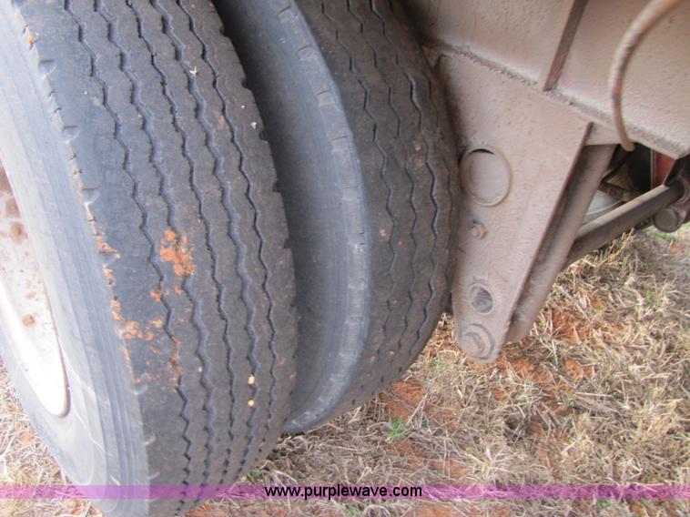 image for item 3512 1990 Shop-built 17' grain hopper pup trailer