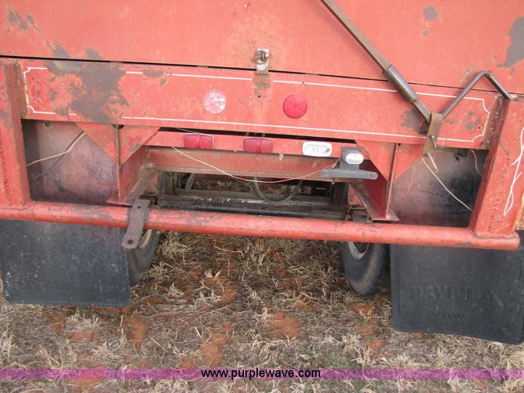 image for item 3512 1990 Shop-built 17' grain hopper pup trailer