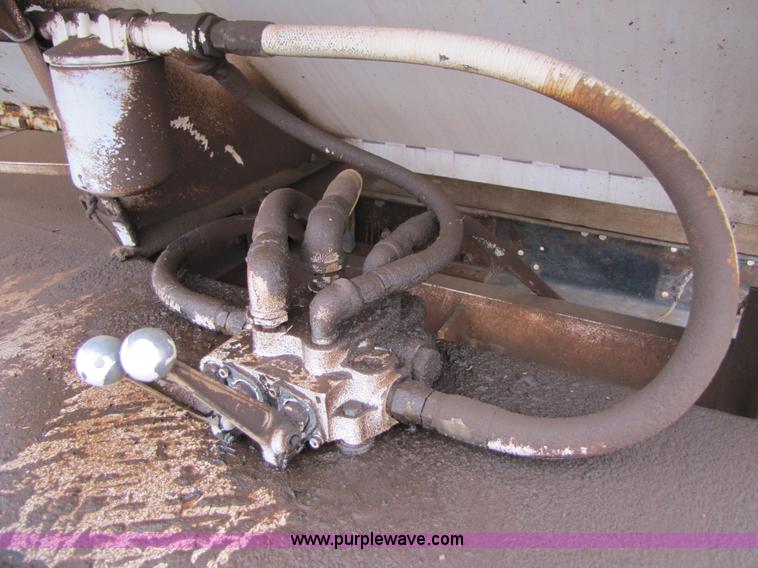 image for item 3573 10 ton tender box