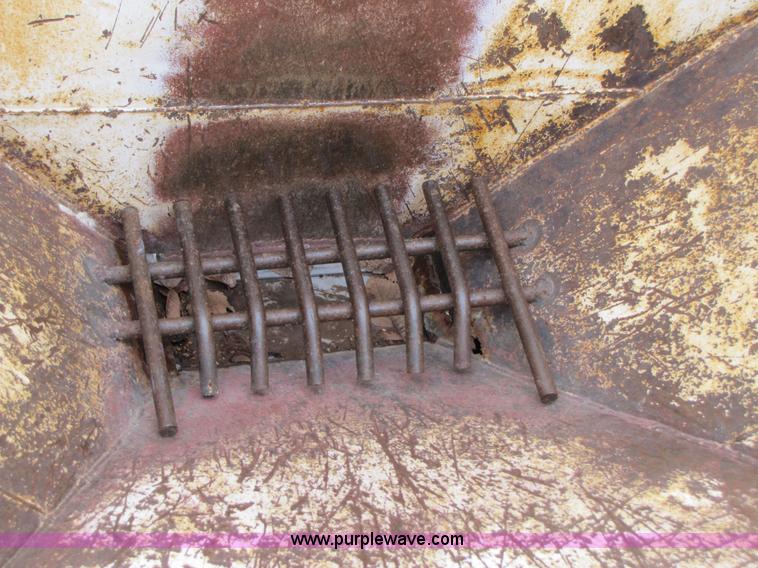 image for item 3573 10 ton tender box