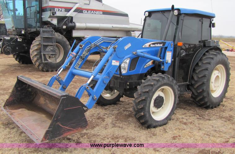 image for item 3574 2005 New Holland TN75DA MFWD tractor