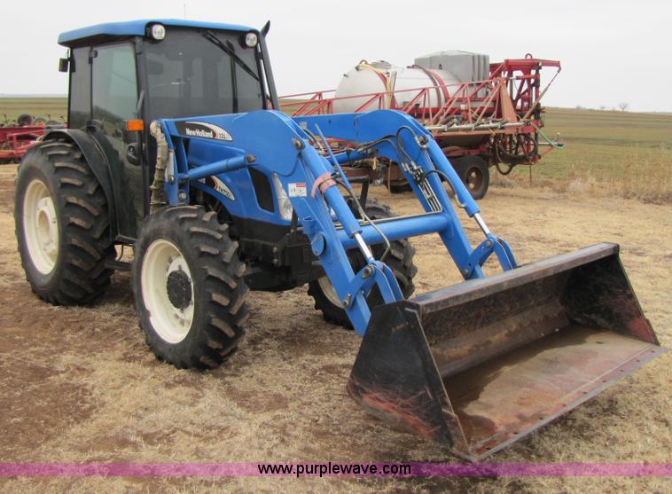 image for item 3574 2005 New Holland TN75DA MFWD tractor