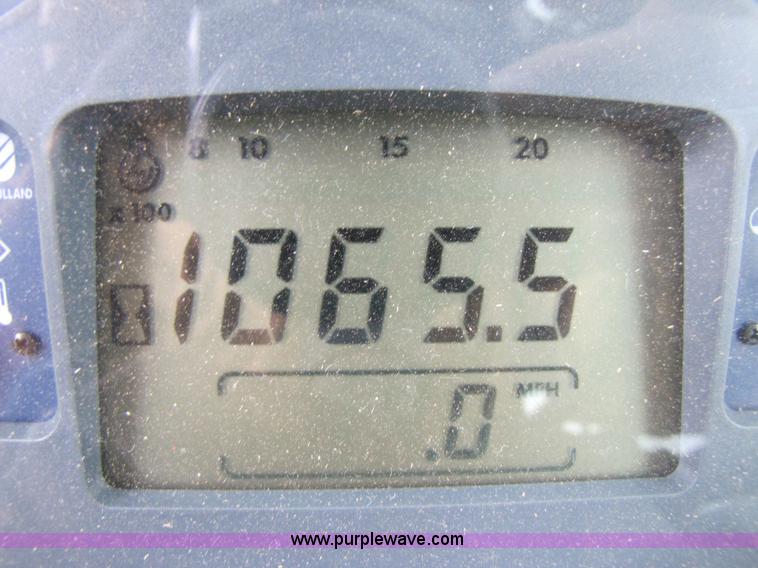 image for item 3574 2005 New Holland TN75DA MFWD tractor