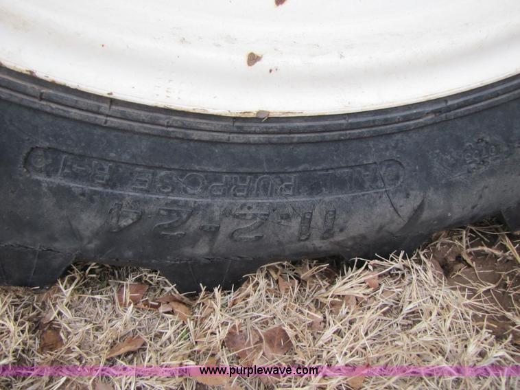 image for item 3574 2005 New Holland TN75DA MFWD tractor