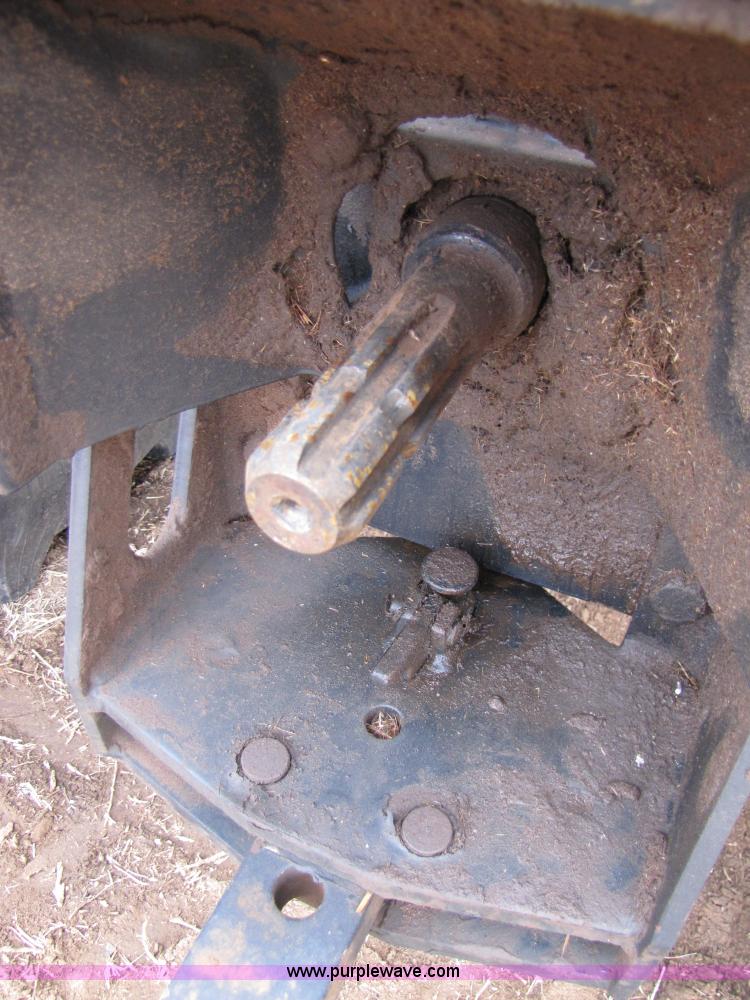 image for item 3574 2005 New Holland TN75DA MFWD tractor