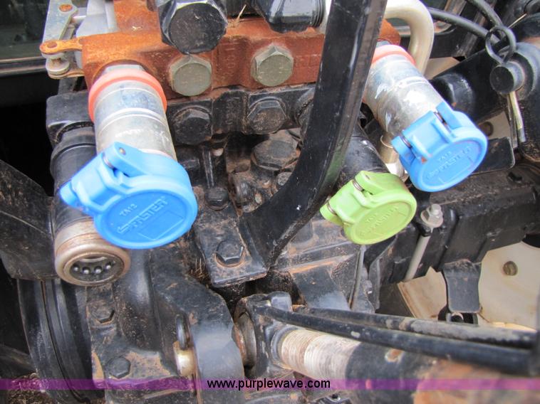 image for item 3574 2005 New Holland TN75DA MFWD tractor