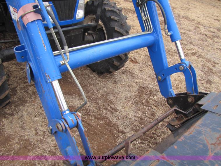 image for item 3574 2005 New Holland TN75DA MFWD tractor