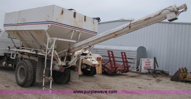 image for item 3577 8 ton tender box