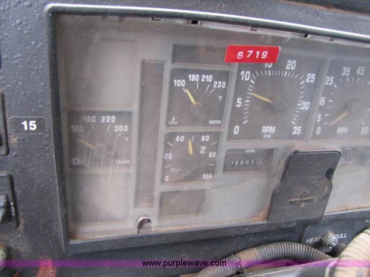 image for item 3578 1994 Silver Wheels fertilizer/sprayer truck