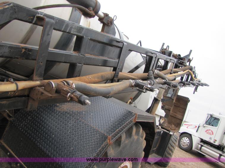 image for item 3578 1994 Silver Wheels fertilizer/sprayer truck