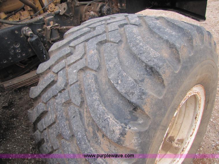 image for item 3578 1994 Silver Wheels fertilizer/sprayer truck