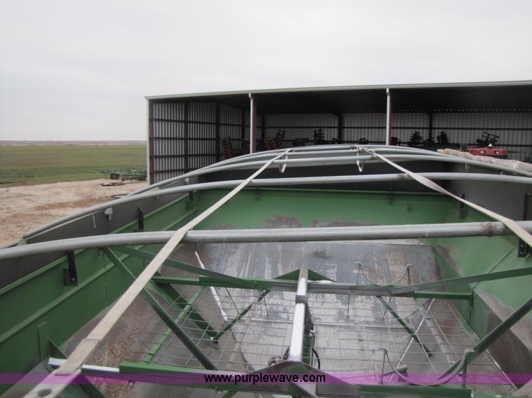 image for item 3579 Brent 920 grain cart