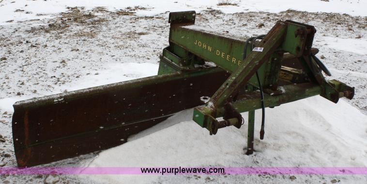 image for item 4645 John Deere 95 rear blade