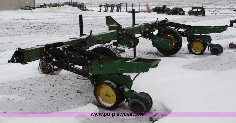 image for item 4648 John Deere 7100 two row planter on wide bar