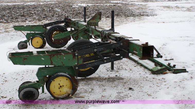 image for item 4648 John Deere 7100 two row planter on wide bar