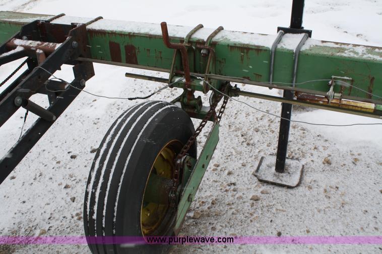 image for item 4648 John Deere 7100 two row planter on wide bar
