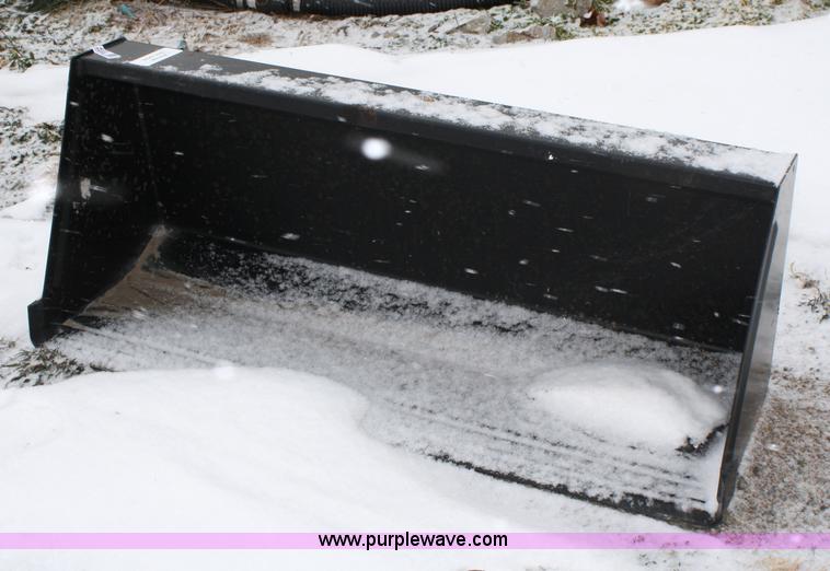 image for item 4653 John Deere 48" bucket