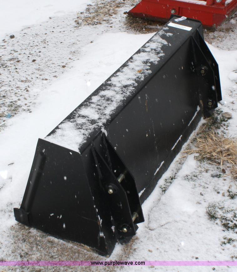 image for item 4653 John Deere 48" bucket