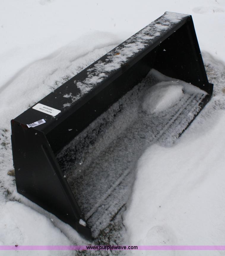 image for item 4653 John Deere 48" bucket