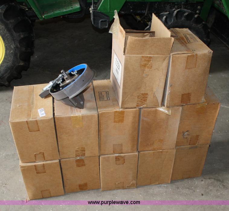 image for item 4655 (12) Kinze brush style seed meters