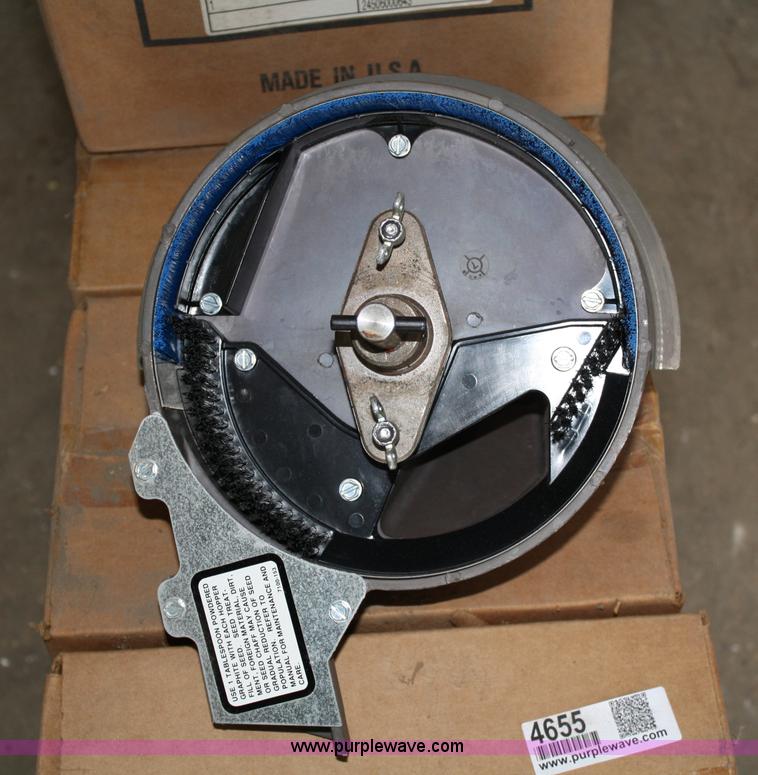 image for item 4655 (12) Kinze brush style seed meters