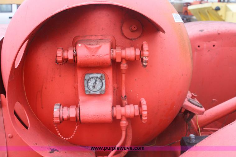 image for item 6278 1947 Case LA tractor