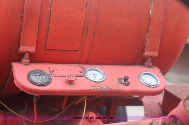 image for item 6278 1947 Case LA tractor