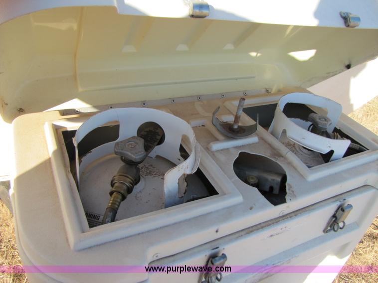 image for item 3561 1989 Jayco 29' travel trailer