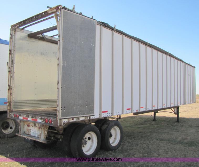 image for item 3566 1972 Gindy GF25450861 open top van trailer with tarp