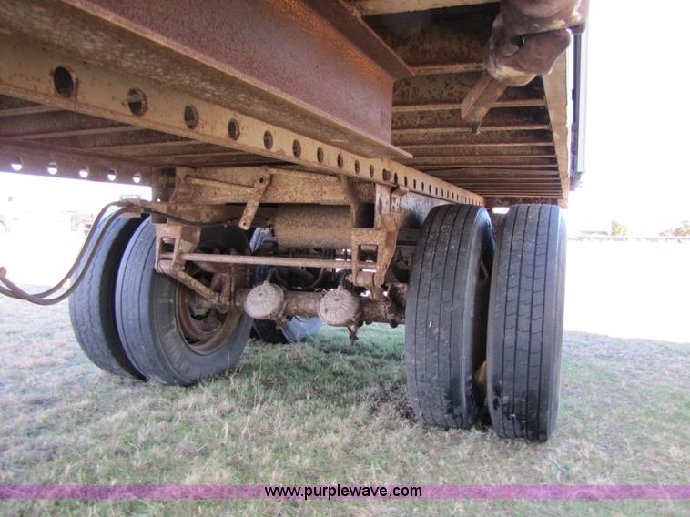 image for item 3566 1972 Gindy GF25450861 open top van trailer with tarp