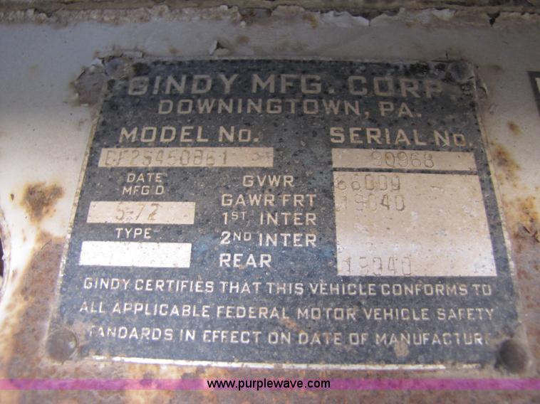 image for item 3566 1972 Gindy GF25450861 open top van trailer with tarp