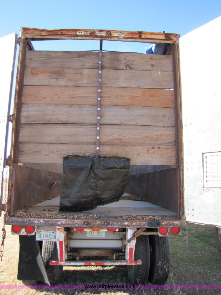 image for item 3567 1981 Fruehauf open top van trailer with tarp
