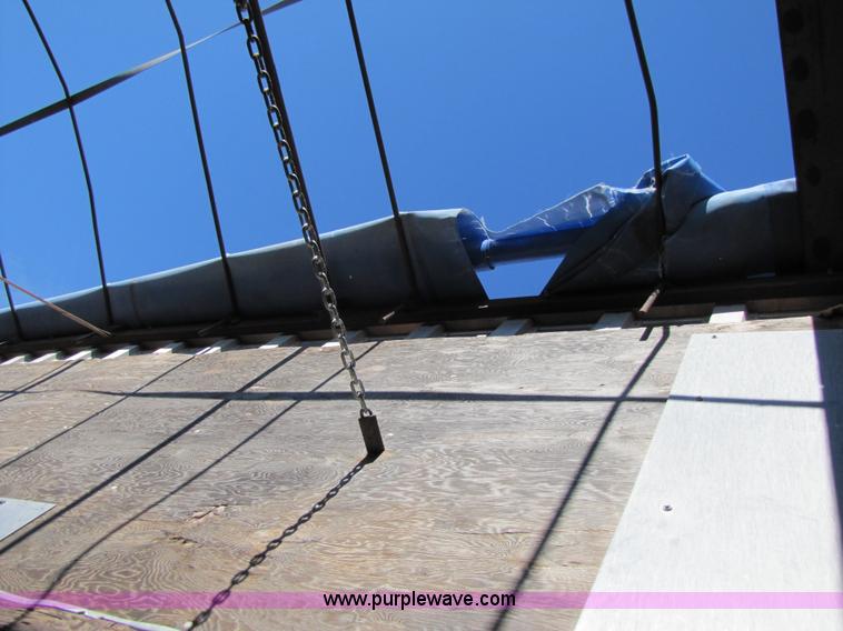 image for item 3567 1981 Fruehauf open top van trailer with tarp