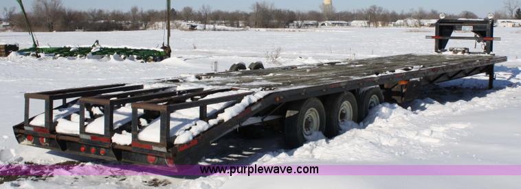 image for item 5014 1995 PJ goose neck flatbed trailer