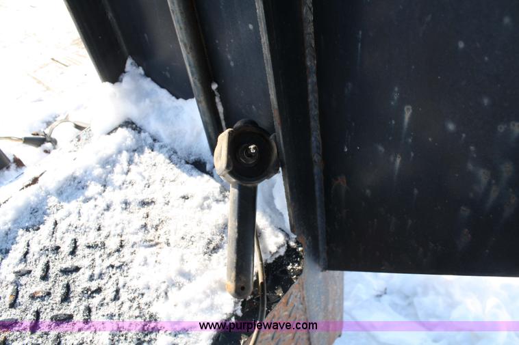 image for item 5014 1995 PJ goose neck flatbed trailer