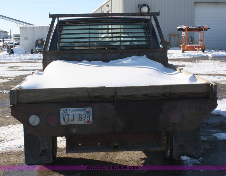 image for item 5027 1986 Ford F-250 XL pickup truck