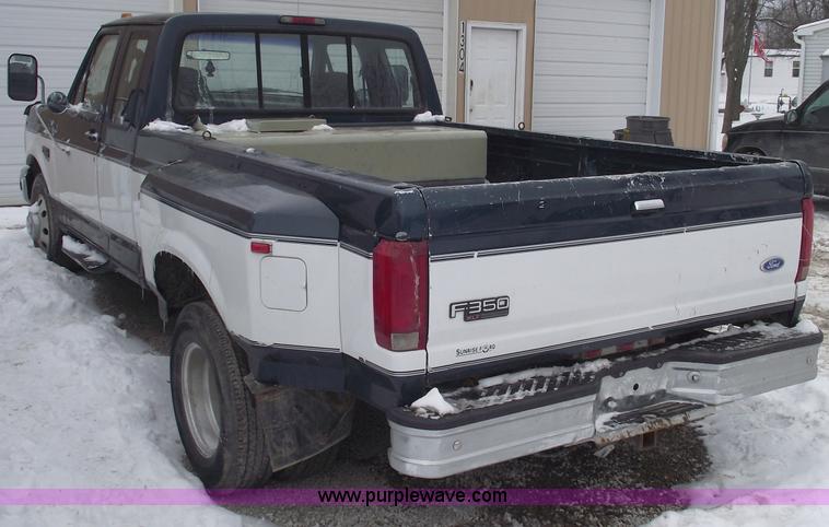 image for item 5527 1997 Ford F350 XLT Supercab pickup truck