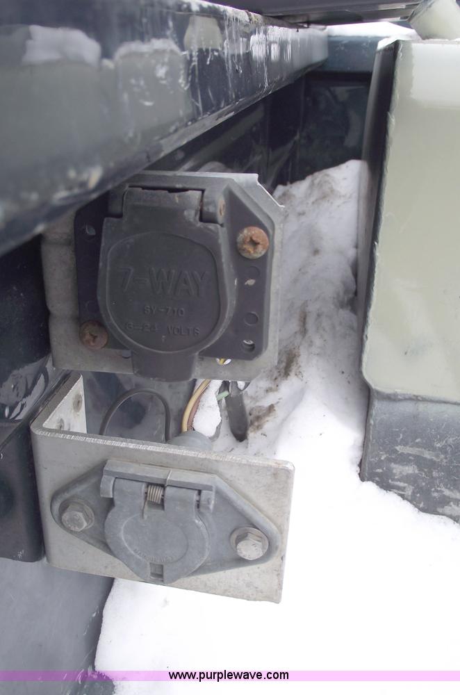 image for item 5527 1997 Ford F350 XLT Supercab pickup truck