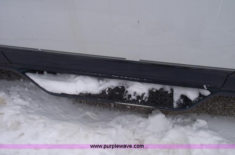 image for item 5527 1997 Ford F350 XLT Supercab pickup truck